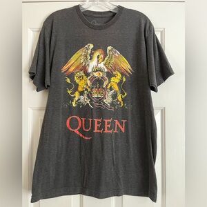 QUEEN gray graphic short sleeve tee L